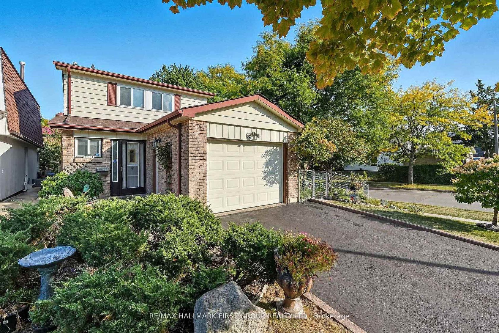 69 White Heather Boulevard, Agincourt North, Toronto 