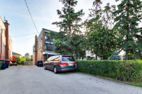 Photo 2 at 241 Pannahill Road, Bathurst Manor, Toronto