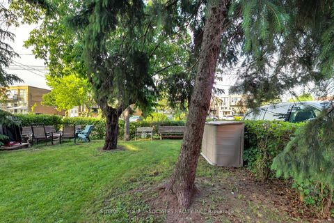 Photo 4 at 241 Pannahill Road, Bathurst Manor, Toronto