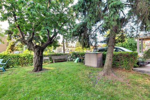 Photo 5 at 241 Pannahill Road, Bathurst Manor, Toronto