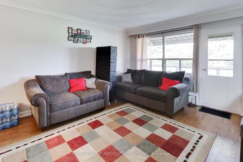 Photo 15 at 241 Pannahill Road, Bathurst Manor, Toronto