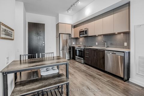 Photo 2 at 802 - 4208 Dundas Street W, Humber Valley, Toronto