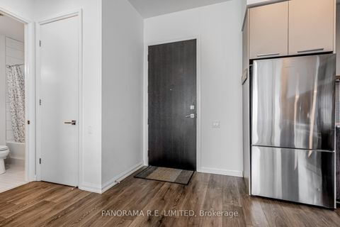 Photo 13 at 802 - 4208 Dundas Street W, Humber Valley, Toronto