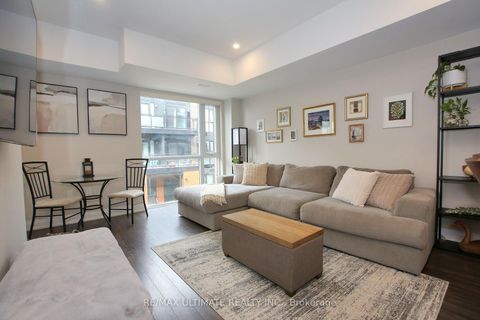 Photo 5 at E403 - 52 Coles Avenue, Vaughan Grove, Vaughan
