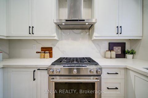 Photo 18 at 22 Kylemore Way, Angus Glen, Markham