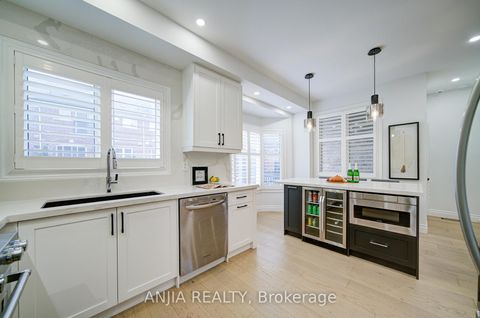 Photo 19 at 22 Kylemore Way, Angus Glen, Markham