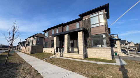 Photo 0 at 2 Hercules Club Drive, Rural Richmond Hill, Richmond Hill