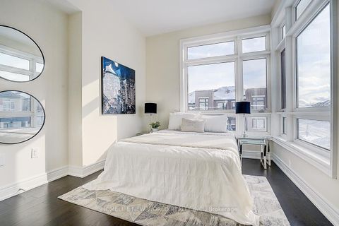 Photo 20 at 2 Hercules Club Drive, Rural Richmond Hill, Richmond Hill