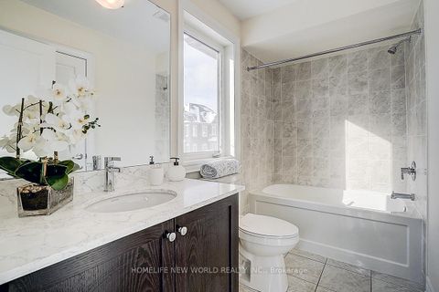 Photo 22 at 2 Hercules Club Drive, Rural Richmond Hill, Richmond Hill