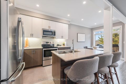 Photo 7 at 128 Countryman Road, Sharon, East Gwillimbury