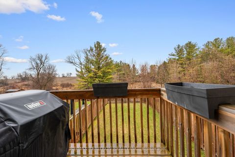 Photo 10 at 128 Countryman Road, Sharon, East Gwillimbury