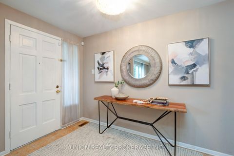 Photo 1 at 62 Ardgowan Crescent, Agincourt North, Toronto