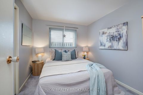 Photo 23 at 62 Ardgowan Crescent, Agincourt North, Toronto