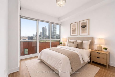 Photo 4 at 625 - 10 Park Lawn Road, Mimico, Toronto