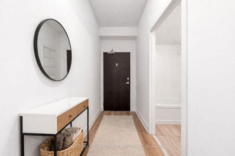 Photo 5 at 625 - 10 Park Lawn Road, Mimico, Toronto