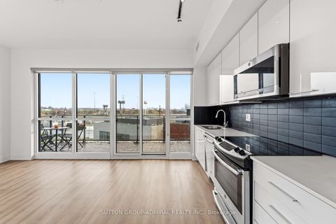 Photo 9 at 625 - 10 Park Lawn Road, Mimico, Toronto