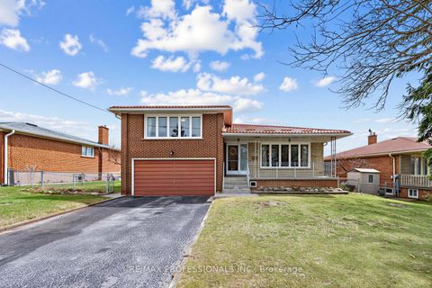 Photo 2 at 105 Rowntree Mill Road, Humber Summit, Toronto