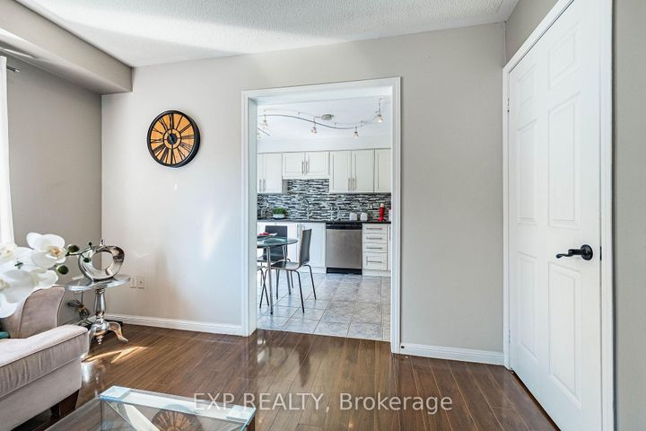 Photo 11 at 53 Sweetwood Circle, Fletcher's Meadow, Brampton