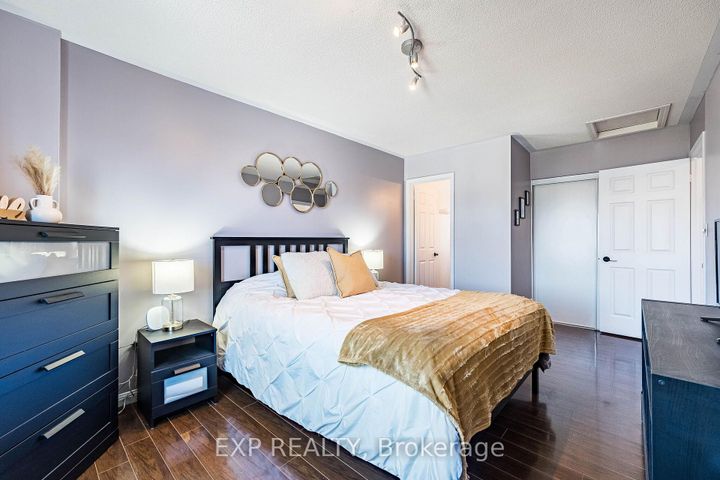 Photo 22 at 53 Sweetwood Circle, Fletcher's Meadow, Brampton