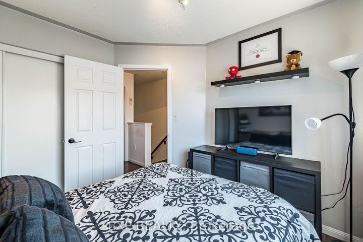 Photo 26 at 53 Sweetwood Circle, Fletcher's Meadow, Brampton