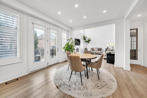 Photo 18 at 17 Roderick Court, Jefferson, Richmond Hill