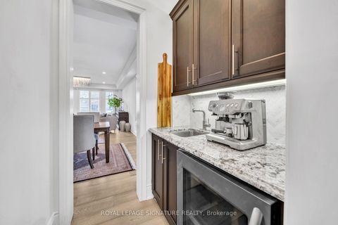 Photo 21 at 17 Roderick Court, Jefferson, Richmond Hill