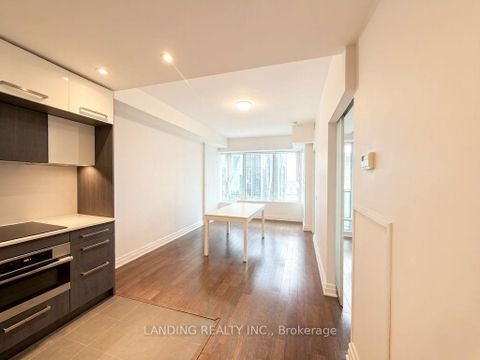 Photo 2 at 3304 - 8 The Esplanade Avenue, Waterfront Communities C8, Toronto