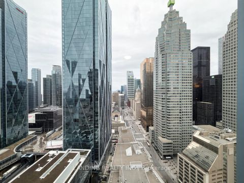 Photo 10 at 3304 - 8 The Esplanade Avenue, Waterfront Communities C8, Toronto
