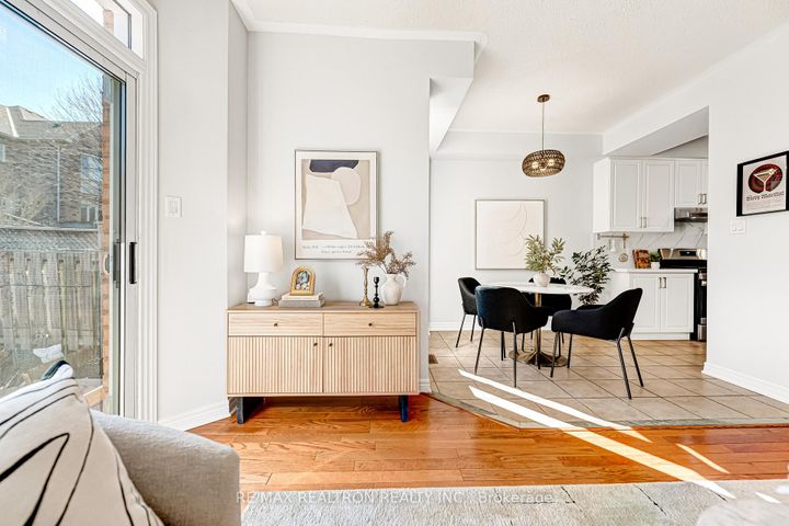 Photo 18 at 27 Copperstone Crescent, Rouge Woods, Richmond Hill