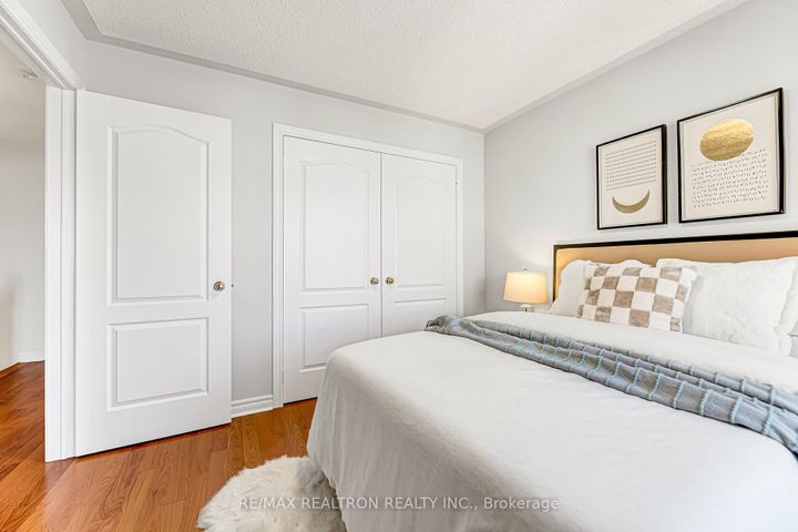 Photo 34 at 27 Copperstone Crescent, Rouge Woods, Richmond Hill