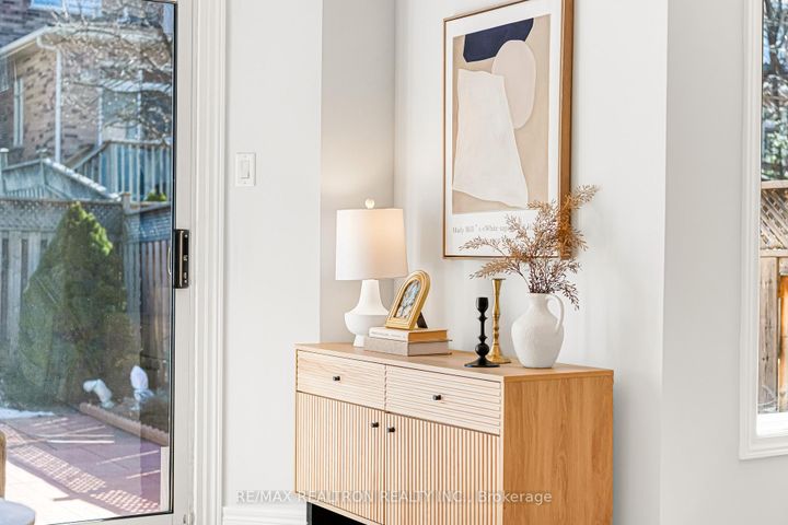 Photo 37 at 27 Copperstone Crescent, Rouge Woods, Richmond Hill