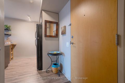 Photo 8 at 704 - 1040 The Queensway, City Centre West, Toronto