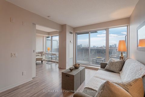 Photo 9 at 704 - 1040 The Queensway, City Centre West, Toronto