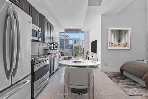 Photo 2 at 913 - 169 Fort York Boulevard, Niagara, Toronto