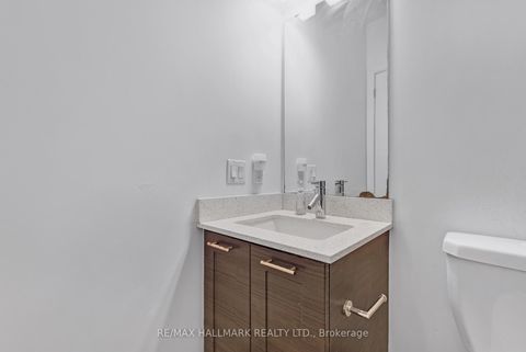 Photo 9 at 913 - 169 Fort York Boulevard, Niagara, Toronto