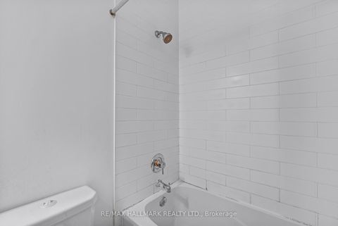 Photo 10 at 913 - 169 Fort York Boulevard, Niagara, Toronto