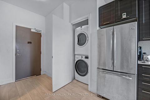 Photo 11 at 913 - 169 Fort York Boulevard, Niagara, Toronto