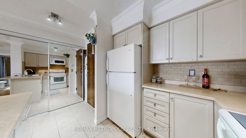 Photo 16 at 403 - 2772 Keele Street, CFB, Toronto