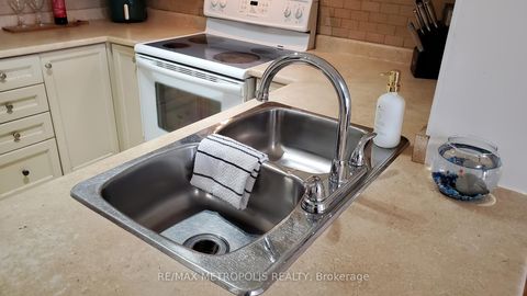 Photo 18 at 403 - 2772 Keele Street, CFB, Toronto