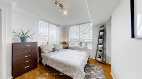 Photo 20 at 403 - 2772 Keele Street, CFB, Toronto