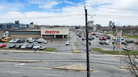 Photo 33 at 403 - 2772 Keele Street, CFB, Toronto