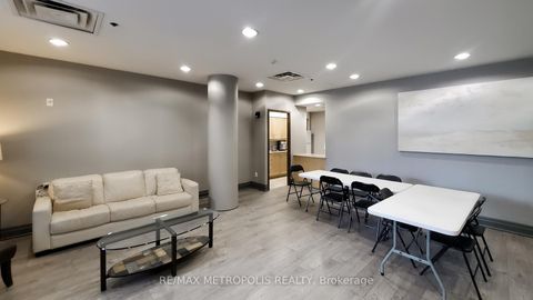 Photo 37 at 403 - 2772 Keele Street, CFB, Toronto