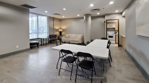Photo 38 at 403 - 2772 Keele Street, CFB, Toronto