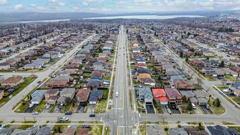 Photo 13 at 1 Michael Crescent, East Bayfield, Barrie