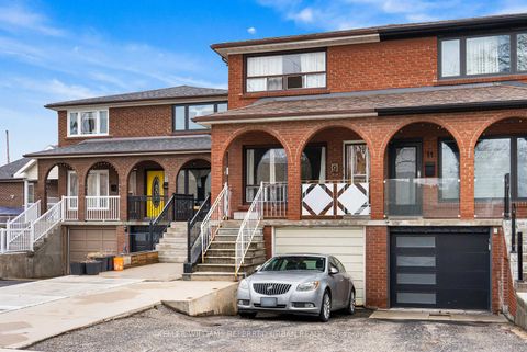 Photo 1 at 9 Exeter Street, Pellam Park, Toronto