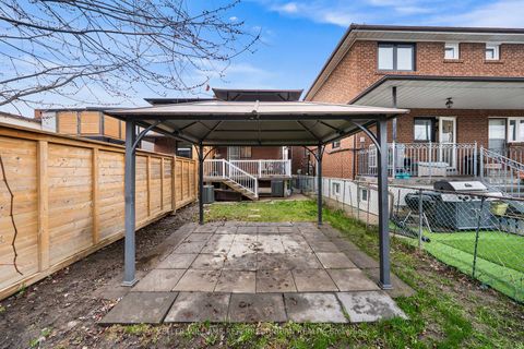 Photo 39 at 9 Exeter Street, Pellam Park, Toronto