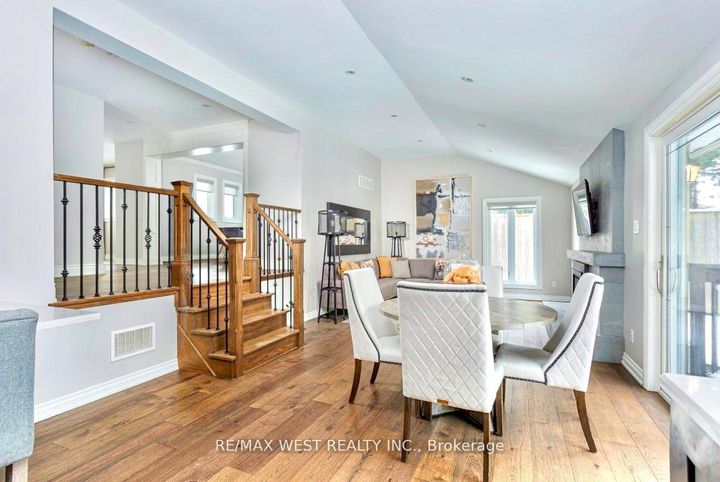 Photo 5 at 26 Hostein Drive, Ancaster, Hamilton