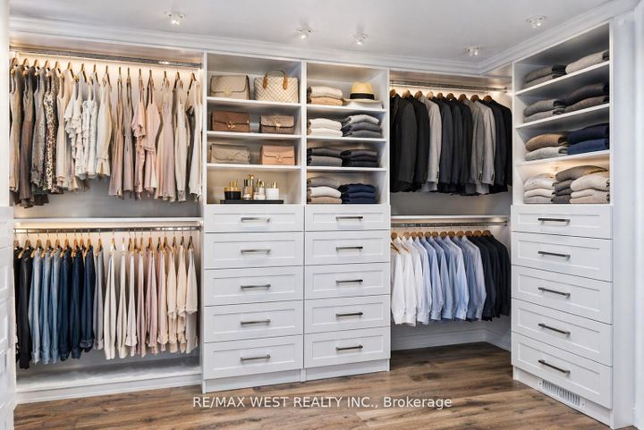 Photo 11 at 26 Hostein Drive, Ancaster, Hamilton