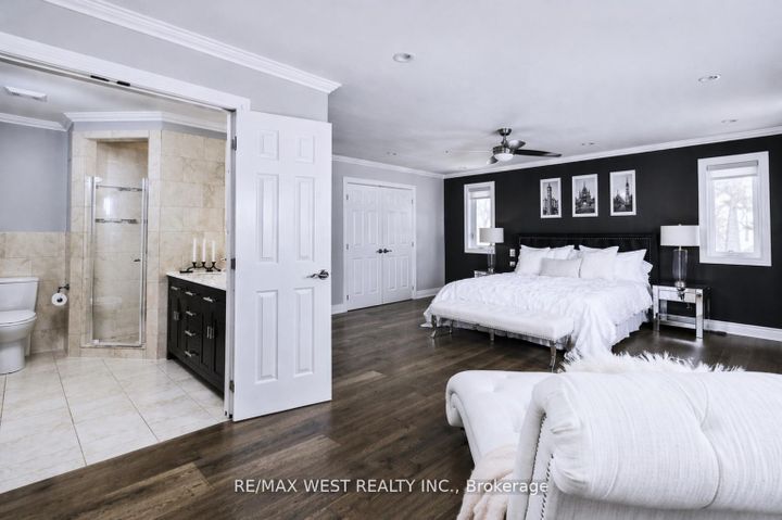 Photo 13 at 26 Hostein Drive, Ancaster, Hamilton