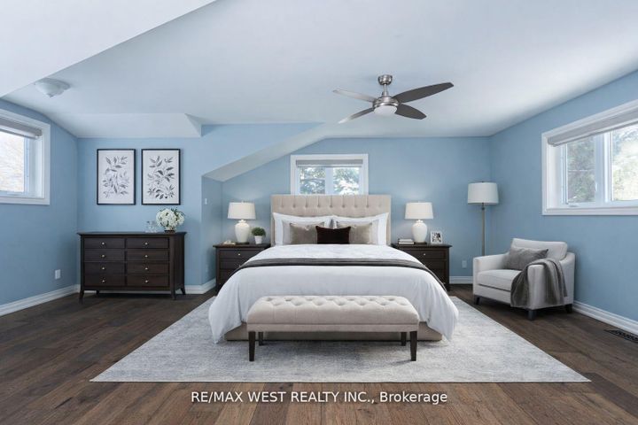 Photo 19 at 26 Hostein Drive, Ancaster, Hamilton